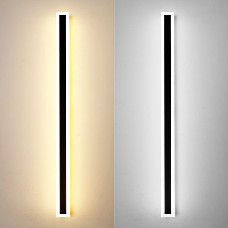 Linear Shape Metal Wall Light Modern Style 1 Light Wall Mount Lighting in Black