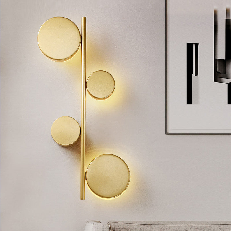 Zwart/gouden afwerking Verticale lineaire SCONCE LICHT Postmodern 3 koppen metalen LED wandlampbeveiliging