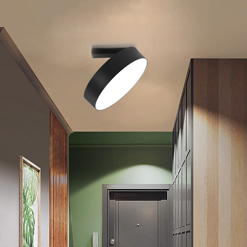 8 "/12" W Round Corridor Flushmount Light Modern Metallic LED Black Flush Mount Ceiling Lamp Fixture