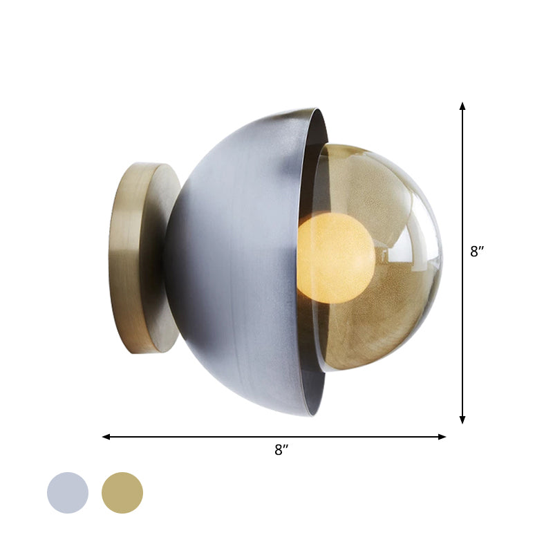 Metallic Semiccle Conce Éclairage moderniste en laiton à 1 lumière / lampe murale chromée avec une teinte en verre bronzé en orbe pour le couloir