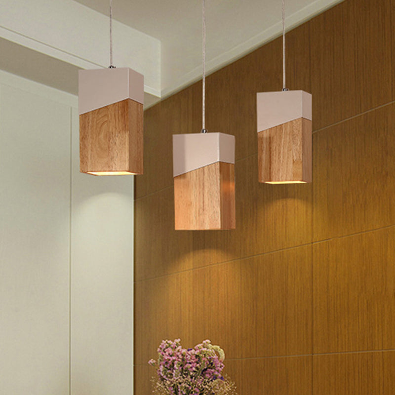 Salle d'étude à 3 têtes Multi Light Pendant MODERNE BEIGE et SUSPENSION BLANCE avec une teinte en bois cuboïde