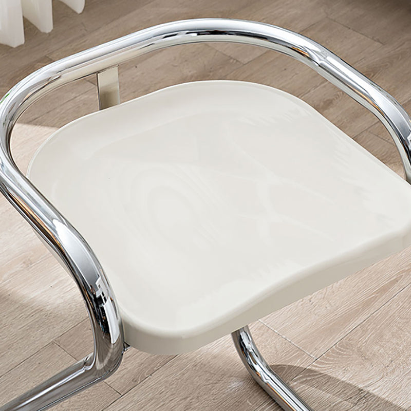 Modern Contoured Seat Low Back Armless Bar Stools with Metal Base
