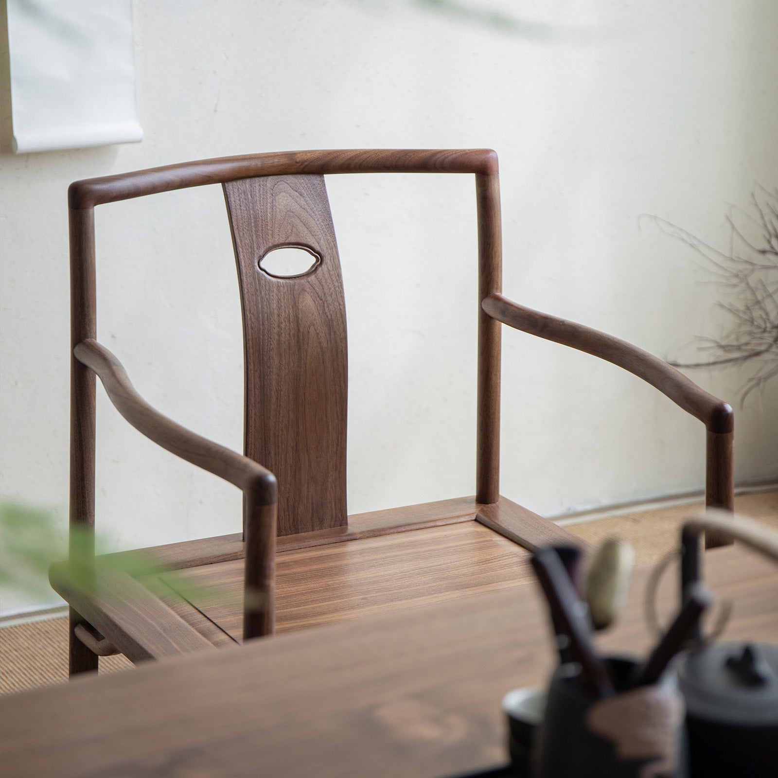 Traditional Style Dining Chair Slat Back Solid Wood Arm Chair for Home
