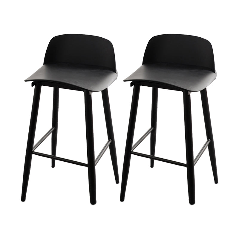 Contemporary Plastic Low Back Armless Bar Stools with Metal Base