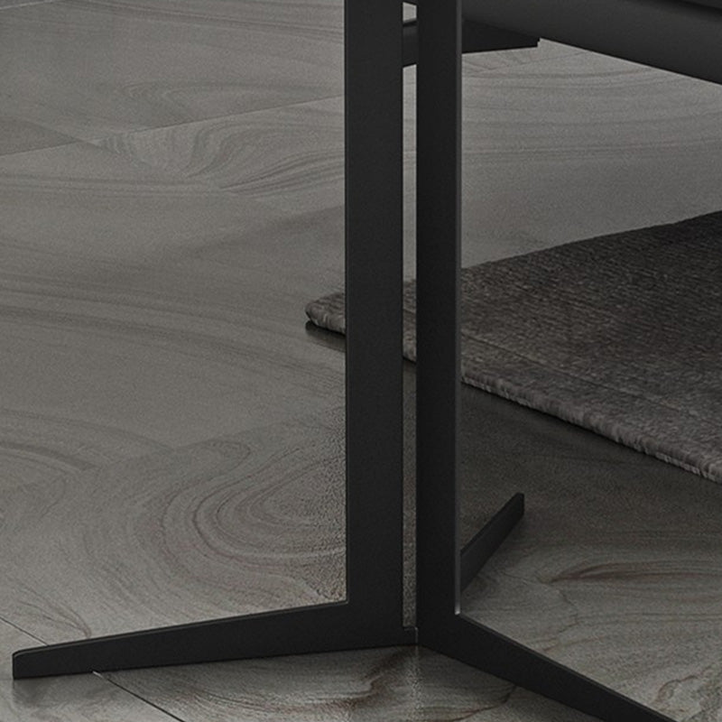 Contemporary Metal Corner Table Pedestal Round Side Accent Table with Pedestal Base