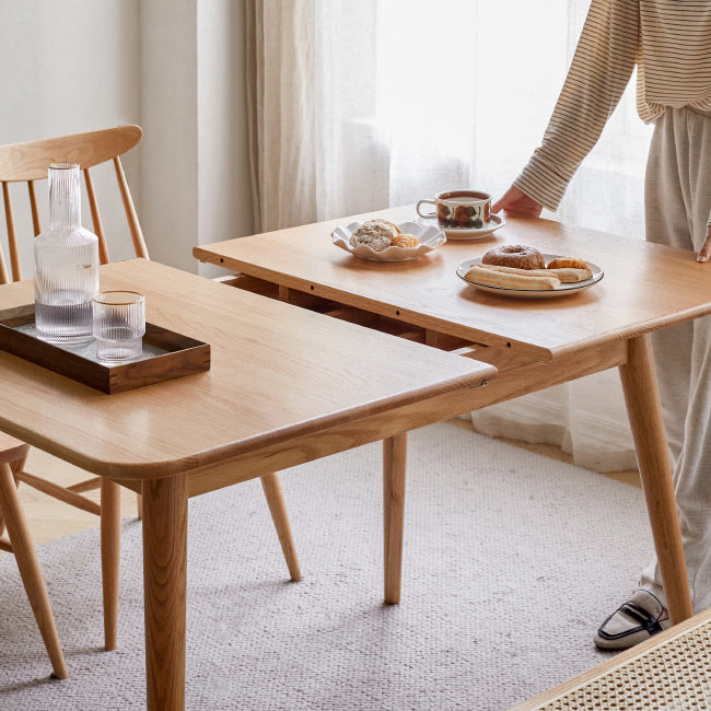 Modern Style Rectangle Extendable Wood Dining Table, 47.2" x 31.5" x 29.5"
