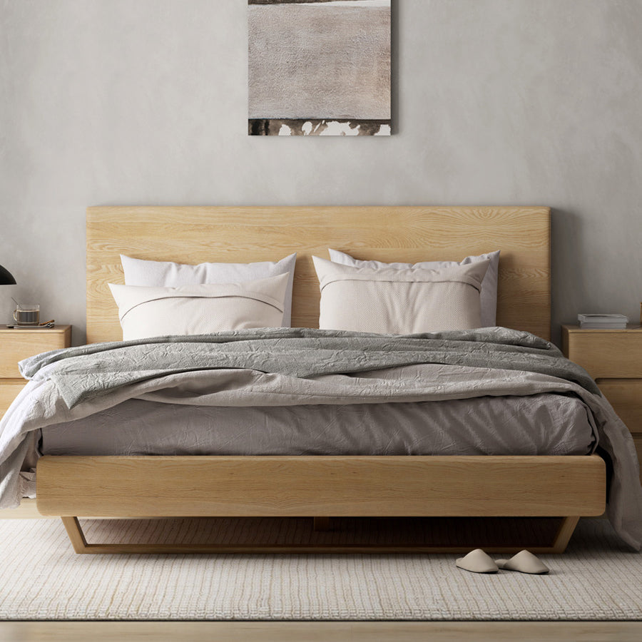 Contemporary Panel Standard Bed Solid Wood Bed with Rectangular Headboard