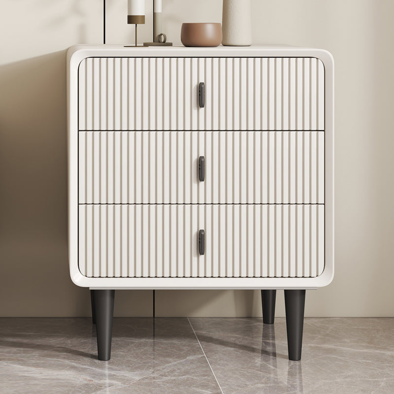 Contemporary Vertical Solid Wood Storage Chest Bedroom Chest with Drawers