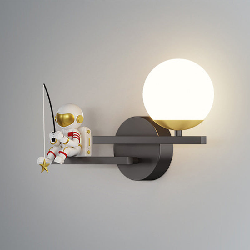 Contemporary Creative Wall Light Fixture Astronaut Wall Light Sconce for Kid's Bedroom