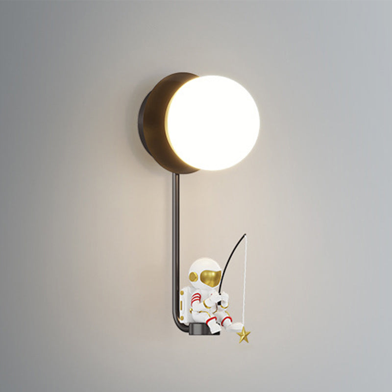Contemporary Creative Wall Light Fixture Astronaut Wall Light Sconce for Kid's Bedroom