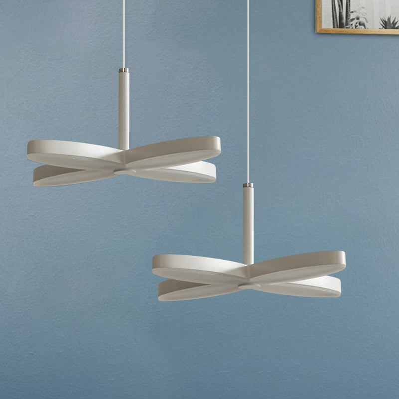 Iluminación de suspensión de flores metal nórdico 1/3/5/6 cabezas LED White Techo Luz en luz cálida/blanca