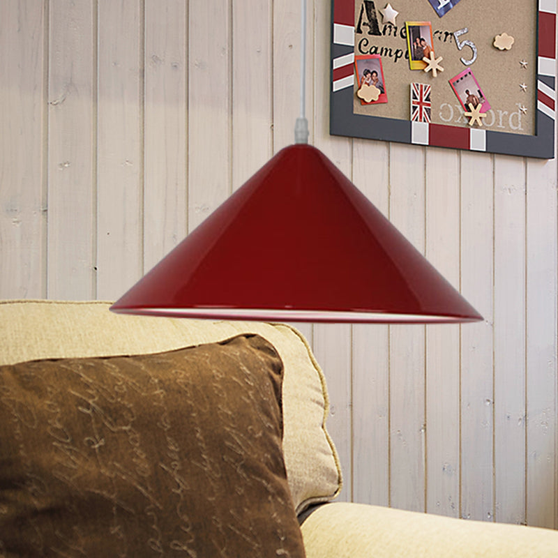 Nordic Cone Hanging Lamp Metal 1 Hell Black/Weiß/Rot anheizt