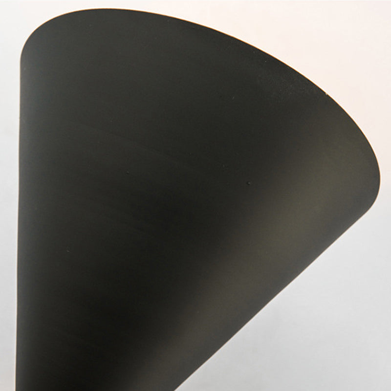 2-Light Contemporary Black Unique Shape Metal Bathroom Vanity Light