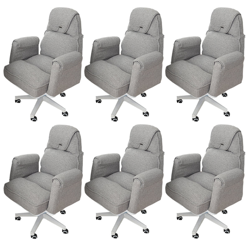 Modern Office Chair Adjustable Seat Height No Distressing Slide Chair with Wheels