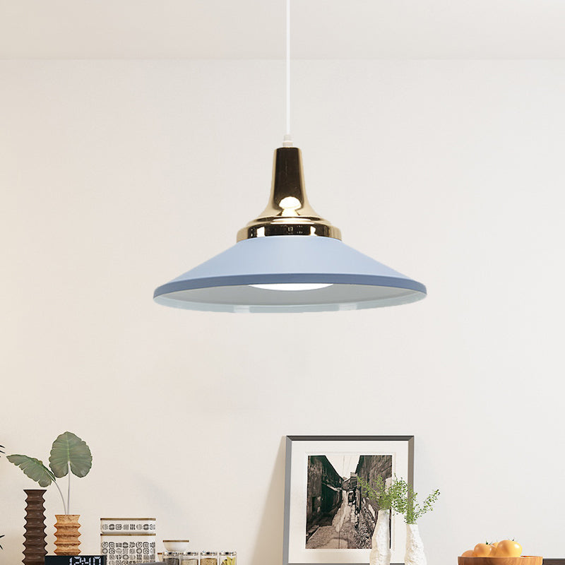 Lámpara colgante piramidal moderna de aluminio 1 Bulbo de acabado pulido Luz para corredor para corredor