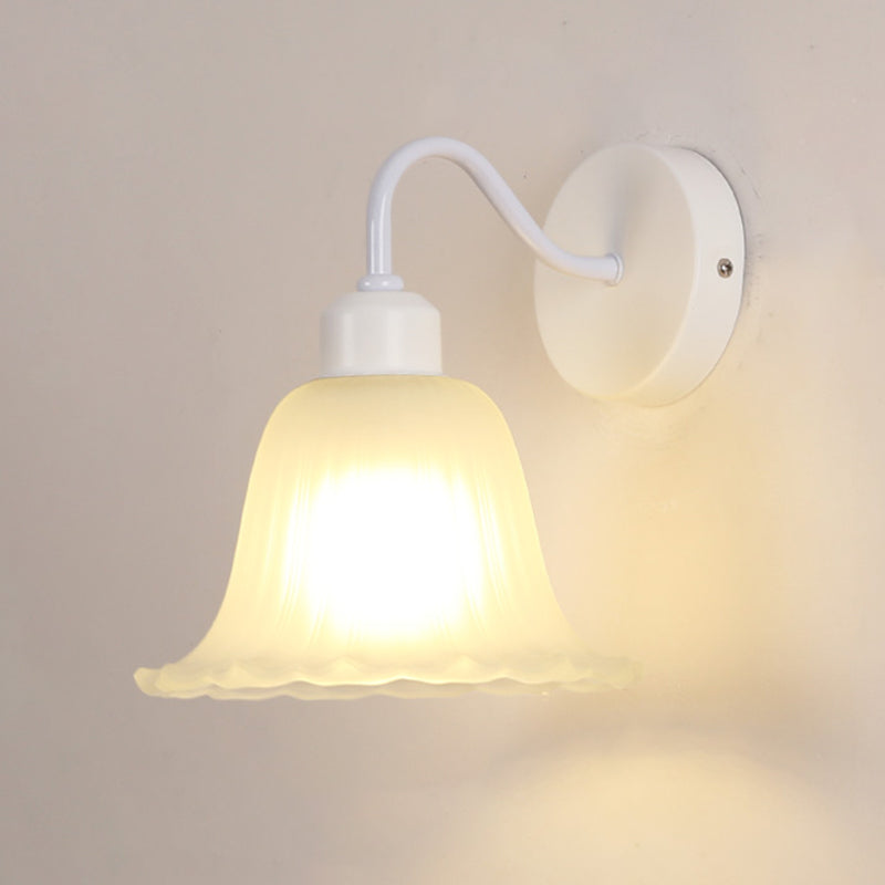 Modern Metallic Wall Light Sconce Minimalist Wall Light Fixture for Bedroom