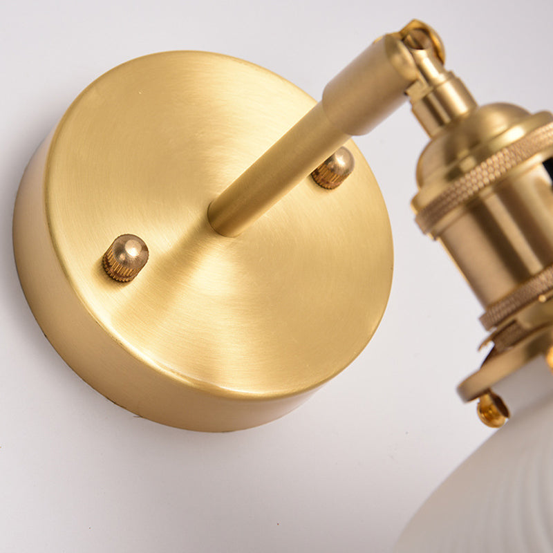 Postmodern Minimalist Golden Metal Wall Light Sconce for Washroom