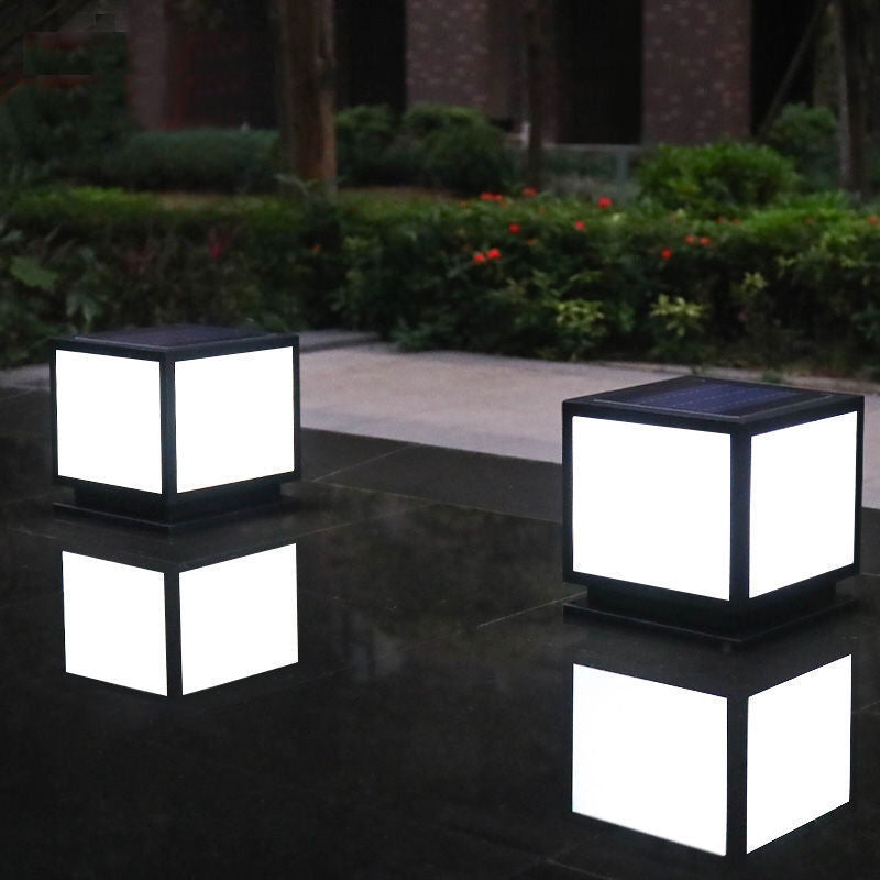 Nordic Style Acrylic Shade Outdoor Light Solar Energy Pillar Lamp for Outdoor