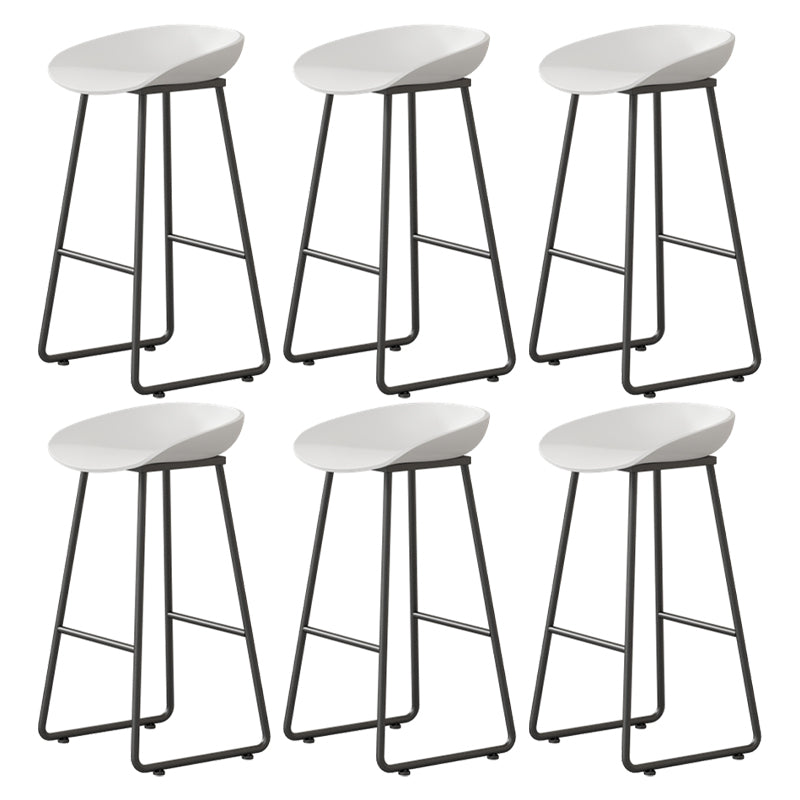 Contemporary Indoor Metal Legs Low Back Bucket Seat Bar Stool