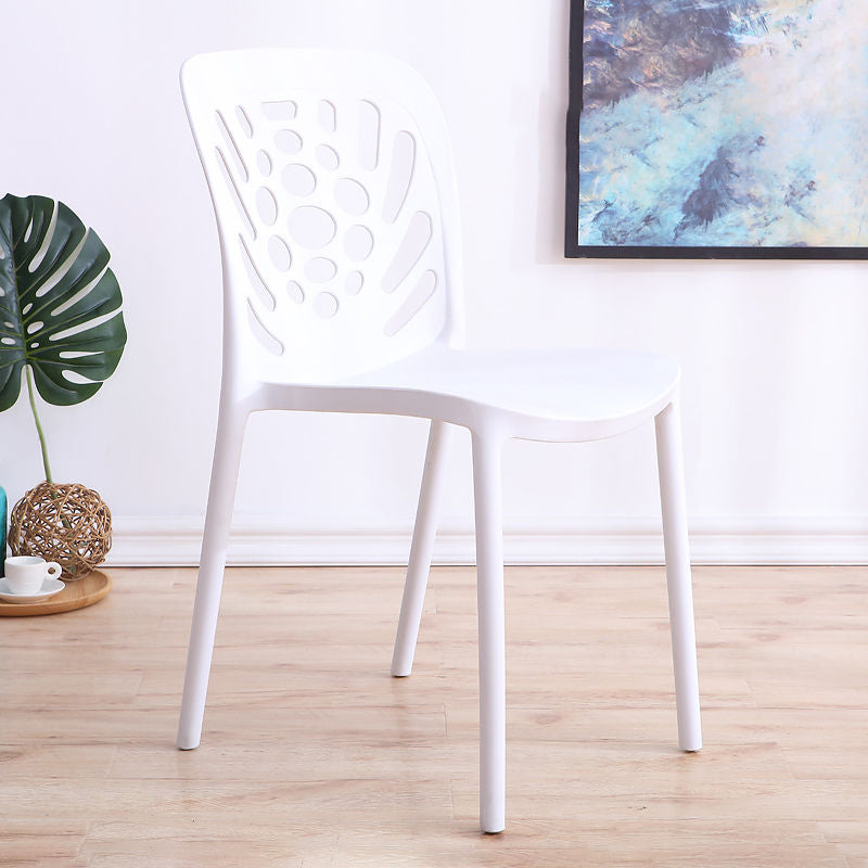 Modern Style Side Chair Plastic Stackable Dining Chair for Dining Room