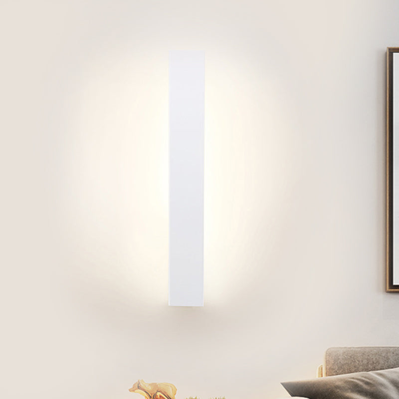 Simplistische stijl LED -wandverlichting met aluminium schaduw Zwart/witte afwerking Lineaire SCONCE -verlichting voor slaapkamer