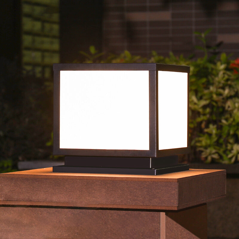Modern Geometric LED Solar Lighting Fixture with Acrylic Shade for Garden