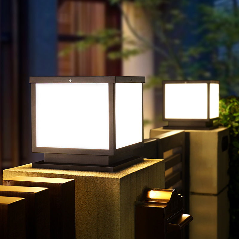 Modern Geometric LED Solar Lighting Fixture with Acrylic Shade for Garden