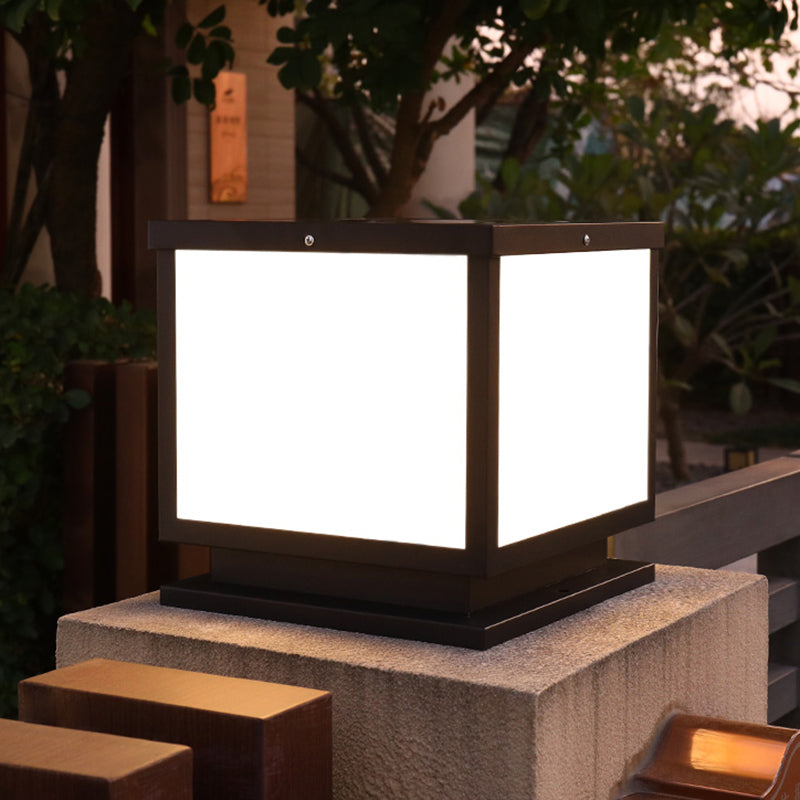 Modern Geometric LED Solar Lighting Fixture with Acrylic Shade for Garden