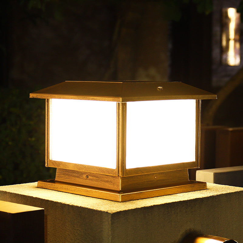 Simple Geometric LED Solar Lighting Fixture with Acrylic Shade for Garden