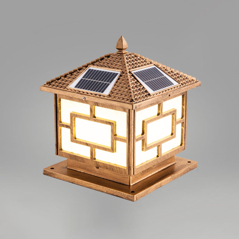 Simple Geometric LED Solar Lighting Fixture with Acrylic Shade for Garden