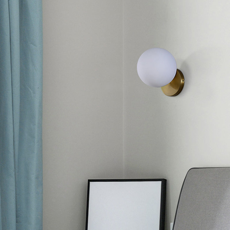 1 Light Global Simplicity Glass Wall Sconce in Gold for Bedroom