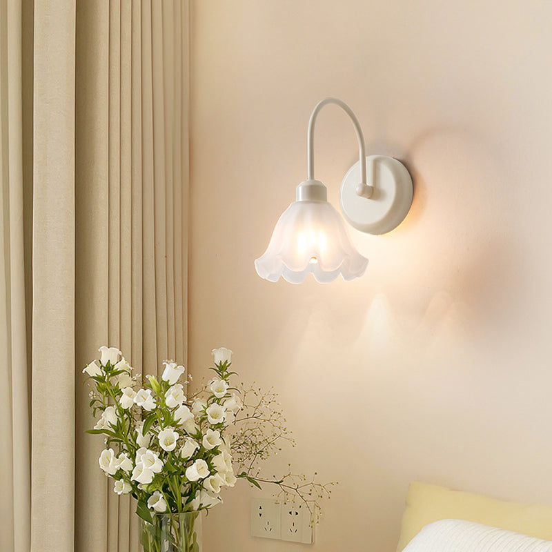 Unique Shape Wall Light Sconces Modern 1 Light Wall Lighting Fixtures for Bedroom