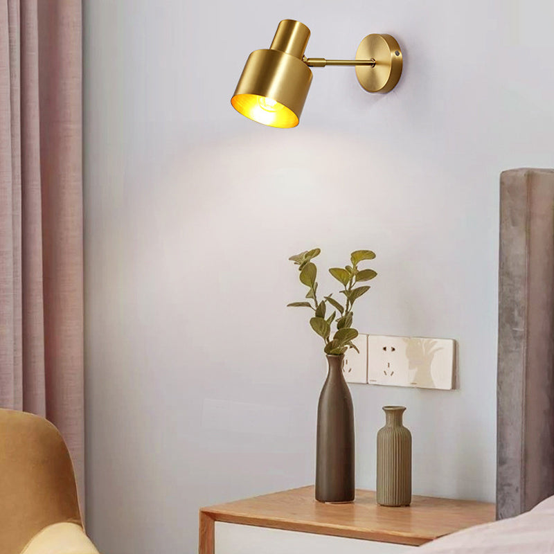 Modern Style Minimalist Metal Wall Light Sconce for Washroom