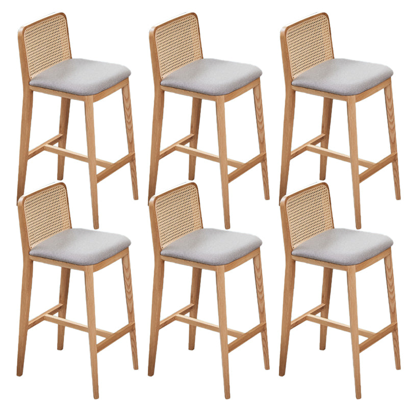 Contemporary Style Low Back Solid Wood Armless Bar Stool for Home