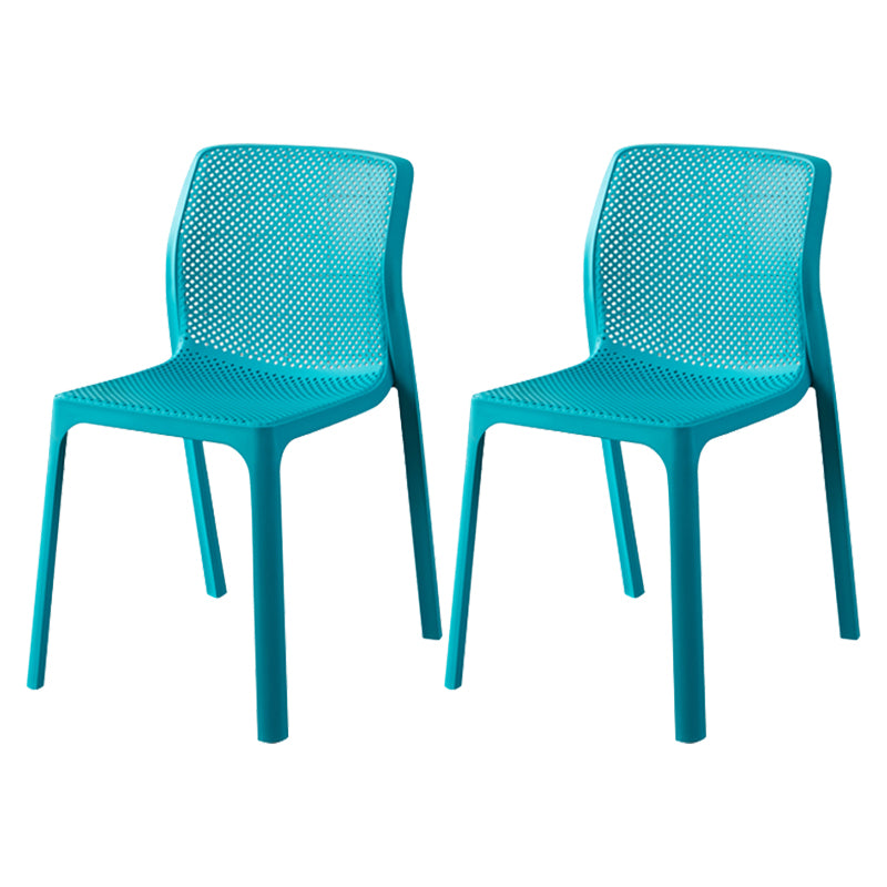 Contemporary Style Low Back Plastic Dining Side Chair for Home Use