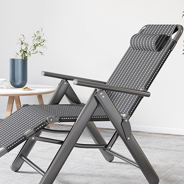 Contemporary Standard Recliner with Independent Foot Movement and Arms