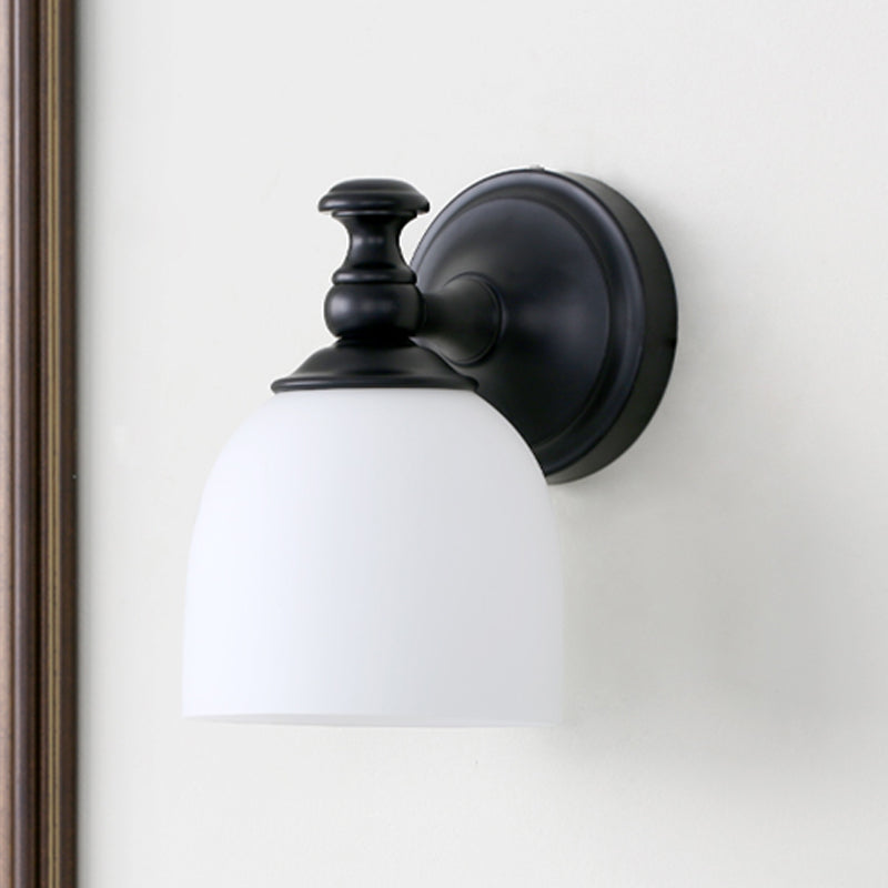 1 Kopf weißer Glas Wandleuchte Klassiker klassischer Stil schwarzer gewölbter Schatten Wohnzimmer Wandbeleuchtung