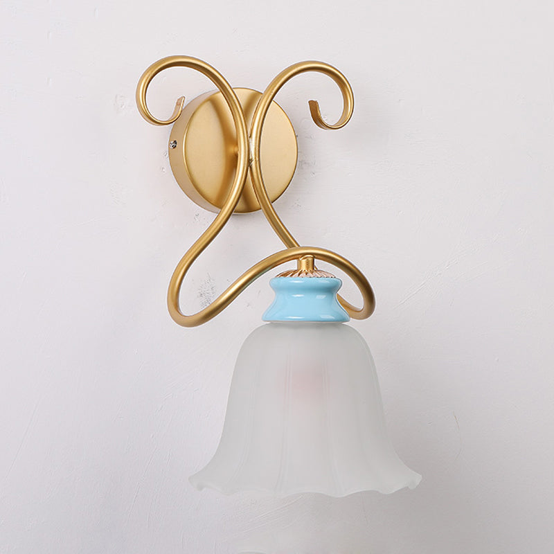 1 clair éclairage mural en verre givré pays noir / or du couloir évasé Corridor Lumière avec bras torsadé