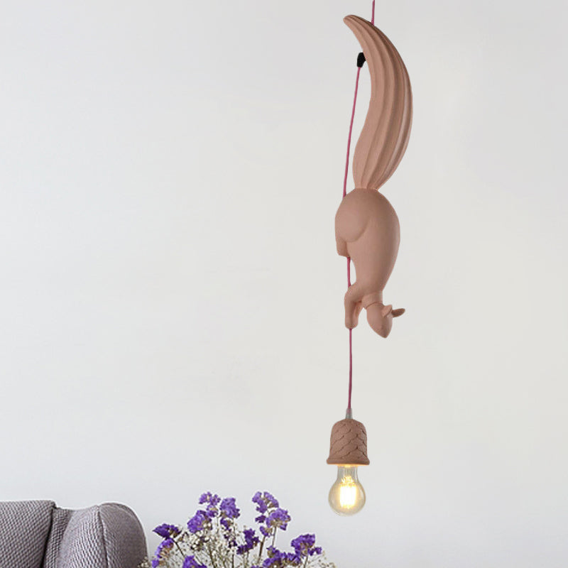 Magazijn Pinecone vorm Hanglamp 1 lichte hars plafond hanger licht in wit/roze/blauw met eekhoorndeco