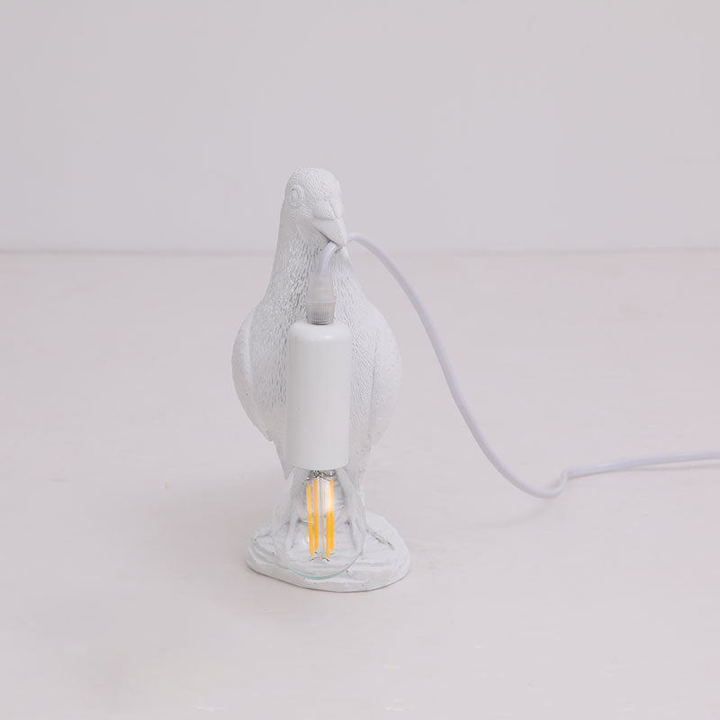 Nordic Style Bird Shaped Desk Light 1 Light Resin Night Table Lamp in White/Black for Bedroom