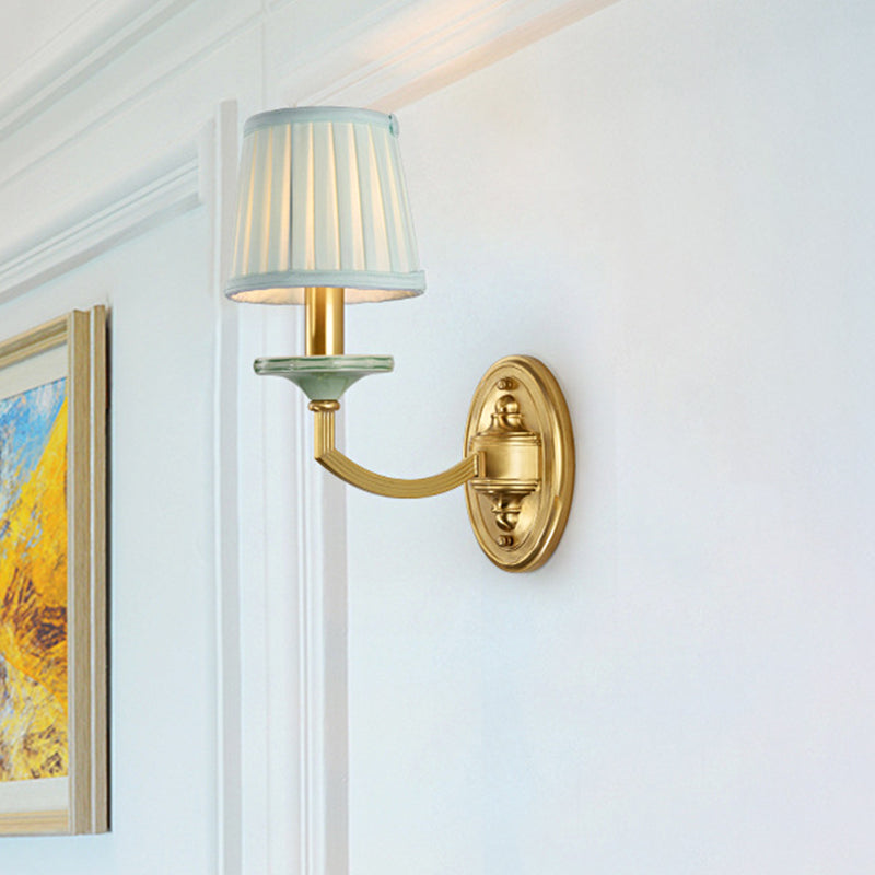 Rustic Pleated Drum Wall Mount Light Countryside 1/2-Head Living Room Sconce Lamp in Brass