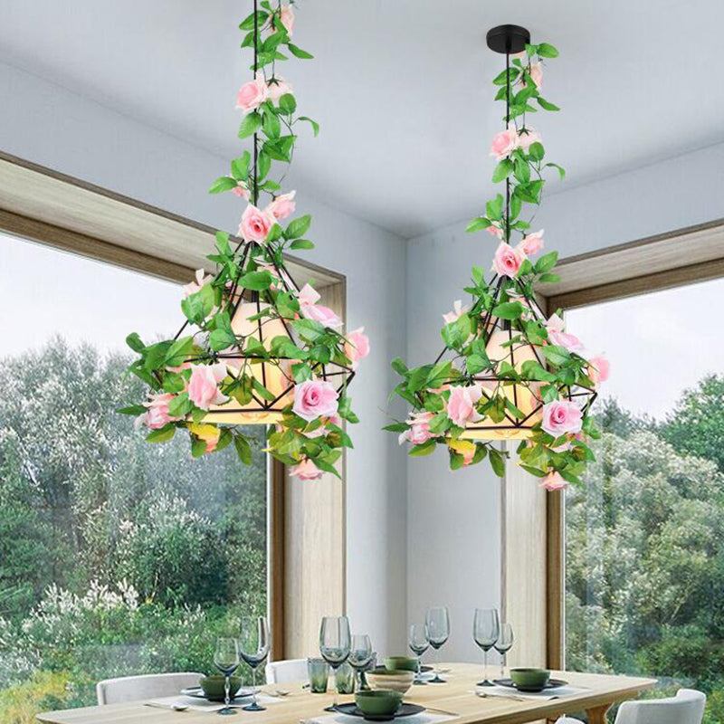 1 Glühbirnen -Diamantkäfigendedecke Anhänger Bauernhaus Rot/Rosa/grüne Metallhängebersuzung mit Stofffarben und falscher Blumen/Blatt -Deko