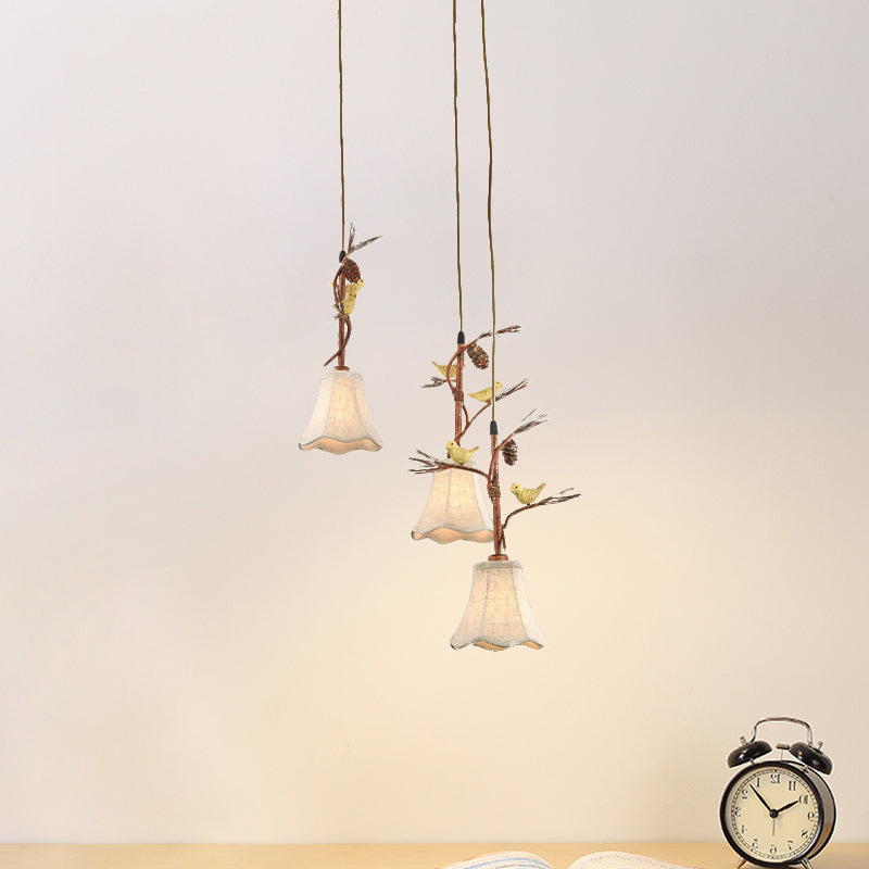 Flaxen 3/5 Heads Cluster Pendant Light Country Fabric Scalloped Suspension Lamp with Bird and Pinecone Deco