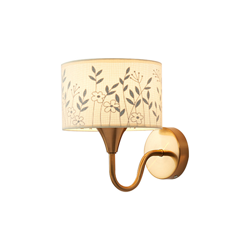 Fabric Drum Wall Mount Lighting Classic 1 Light Bedroom Deer/Leaf Pattern Wall Sconce in Brass with Gooseneck Arm