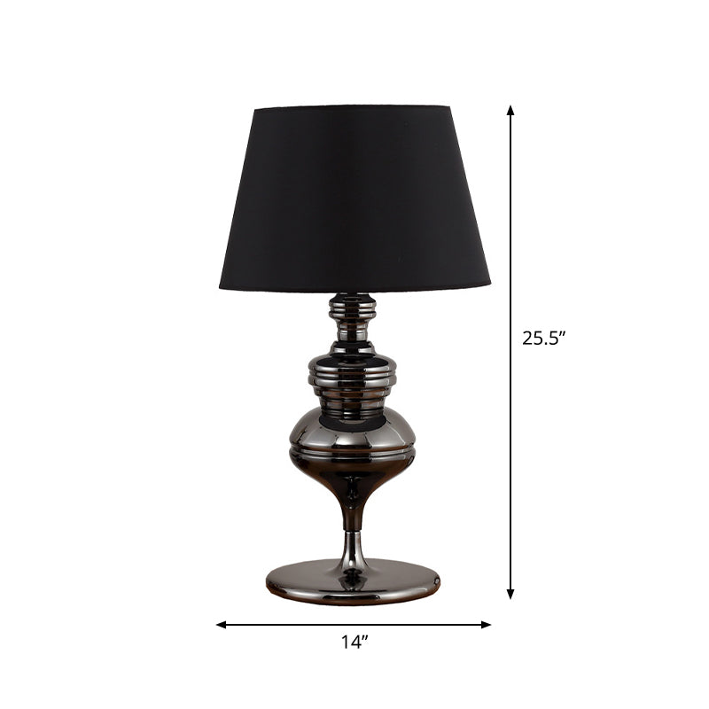 Lampada da tavolo conica in tessuto rustica a 1 lampadina da soggiorno, lampada da comodino con base in zucca in nero