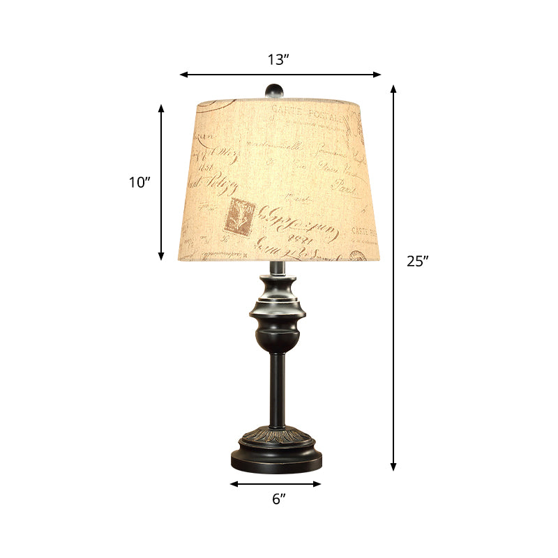 Illuminazione da tavolo in tessuto stampato con scritta a tamburo affusolata rustica a lampadina singola, colore nero