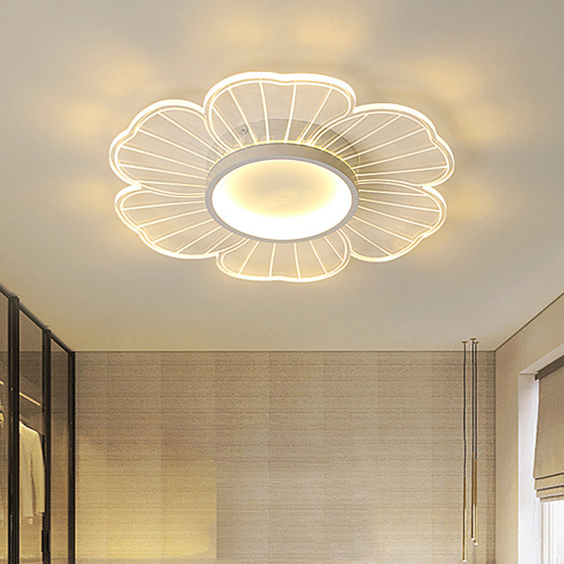 White Flower Flushmount Lamp Contemporary 16.5"/20.5"/24.5" Wide LED Acrylic Ultra-Thin Flush Mount in White/Warm Light