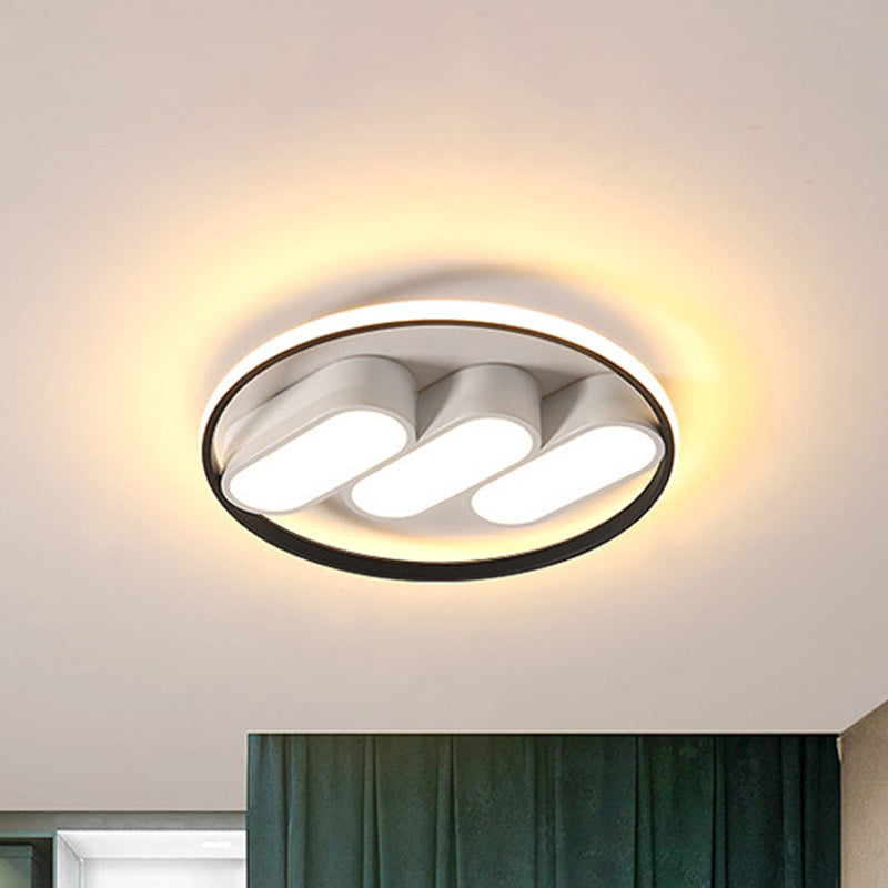Round Flush Lighting Modern Metallic LED Bedroom Flush Mounted Lamp Fixture in White-Black