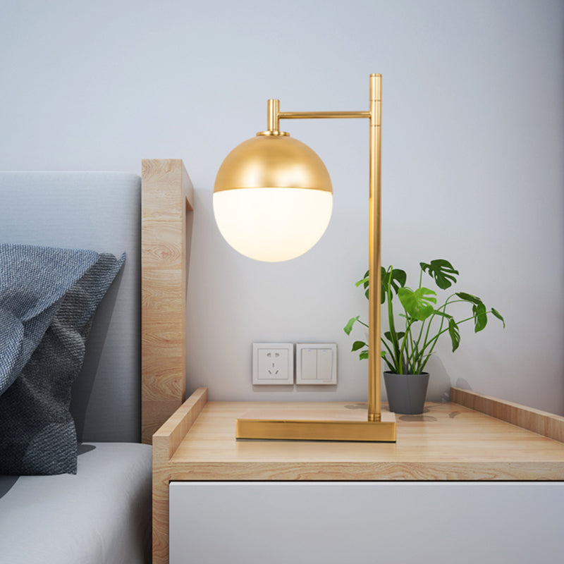Lampada da comodino globale contemporanea Metal 1 tavolo da letto per camera da letto per la testa in ottone