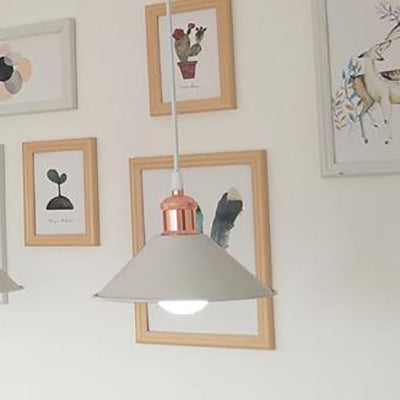 Modernist Style Conical Suspended Lamp 1 Light Metallic Hanging Light Fixture in Black/White for Living Room